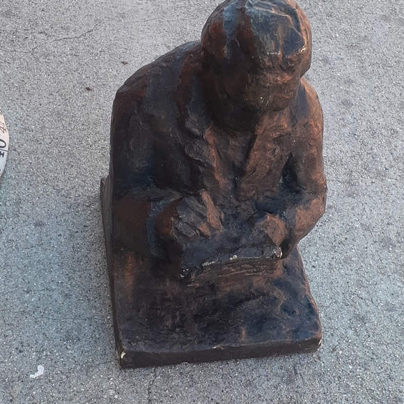 10" Antique chalkware ? Statue scholar philosopher - Picture 4 of 9